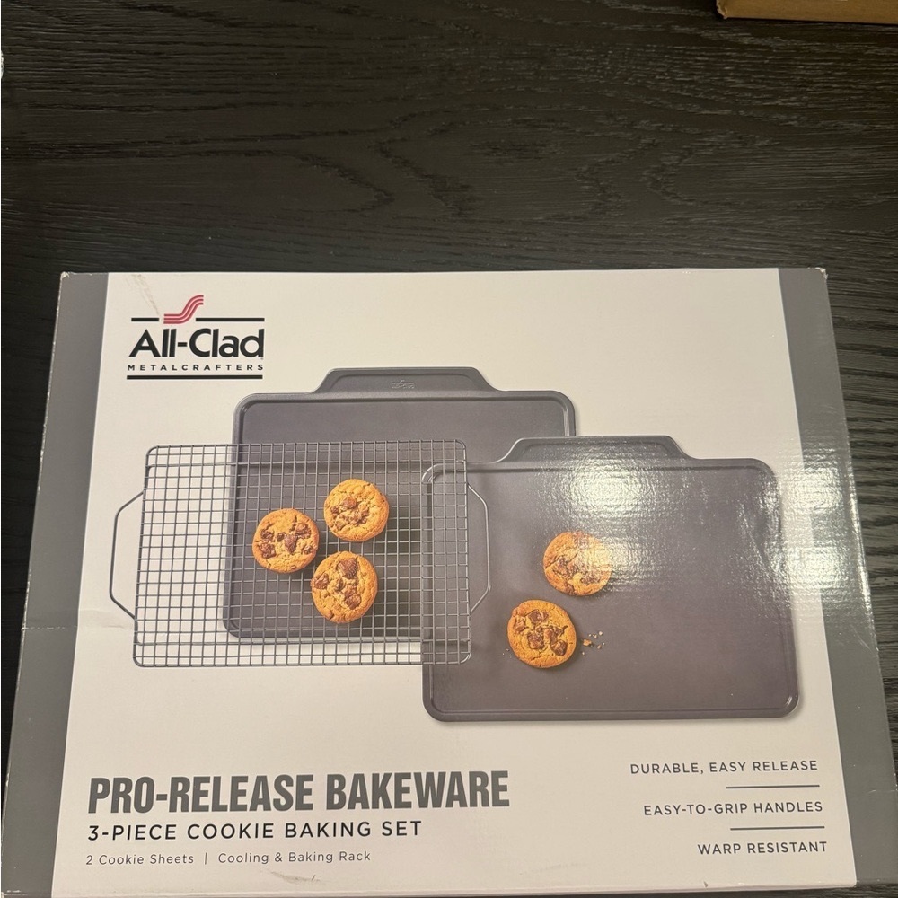 All-Clad Pro-Release Bakeware 3-Piece Cookie Baking Set - Gray